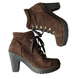 B.O.C Y2K Style Chunky Heel Brown and Black Suede Leather Lace up Ankle Boot 9